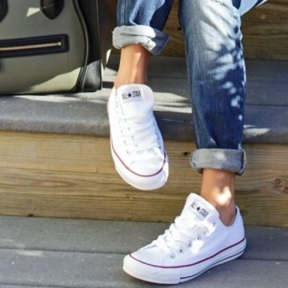 Converse Shoes - Classic white converse All Star Chuck Taylor